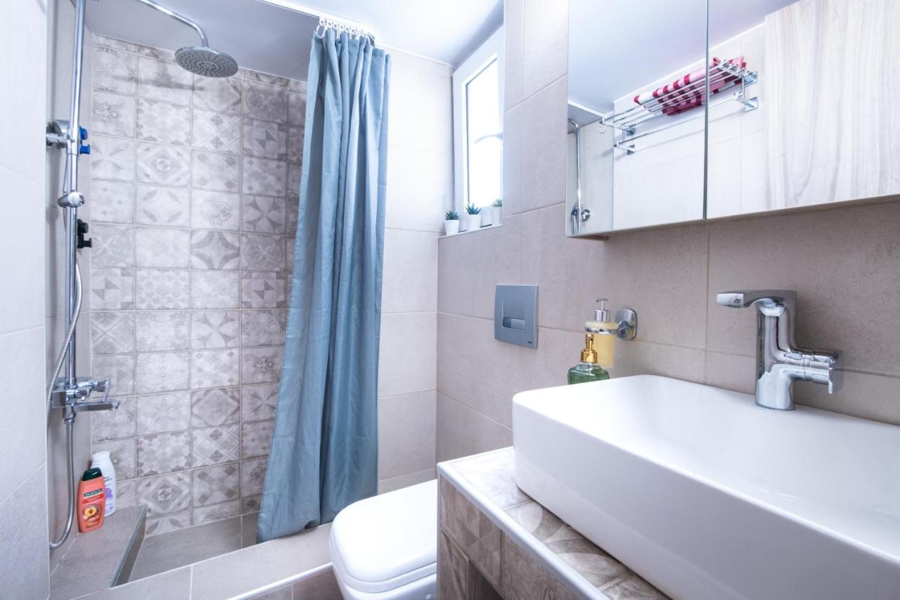 Family Apartment Near Port Pireus Zewnętrze zdjęcie